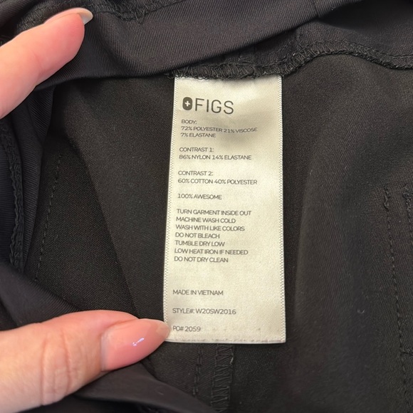 Figs Zamora Maternity Jogger Scrub Pants™ - Picture 4 of 10